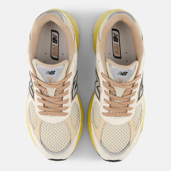NEW BALANCE 2010