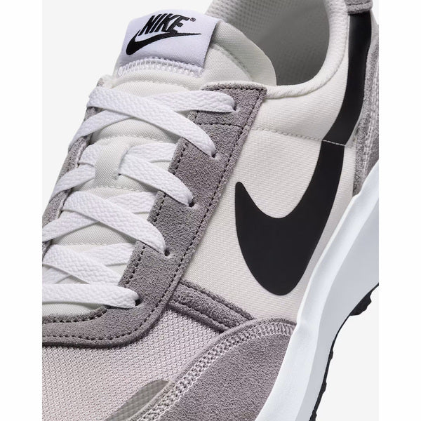 NIKE WAFFLE NAV