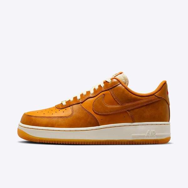 NIKE AIR FORCE 1 07 LV8