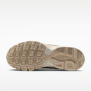 WMNS NIKE INITIATOR