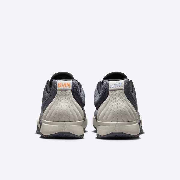 NIKE JA 2 EP