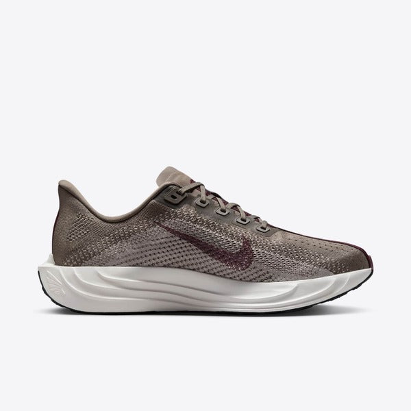 NIKE PEGASUS PLUS