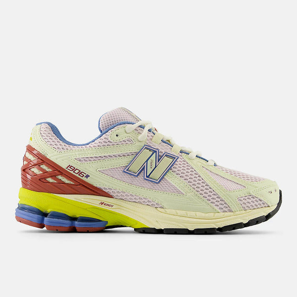 NEW BALANCE 1906R