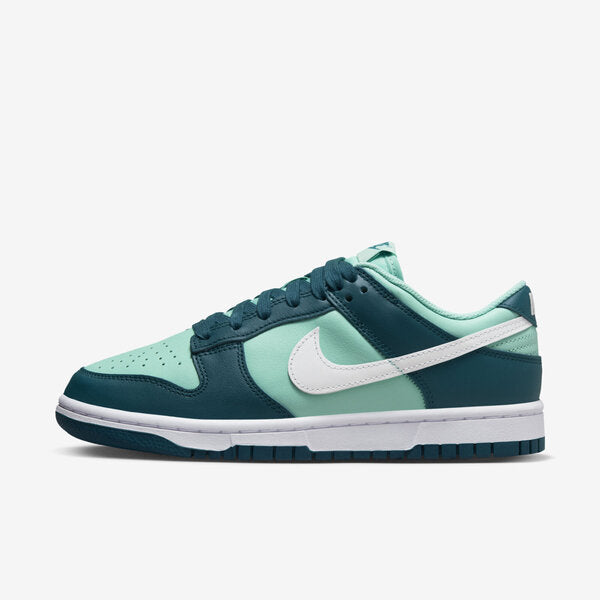 W NIKE DUNK LOW