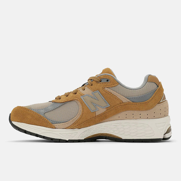 NEW BALANCE 2002R