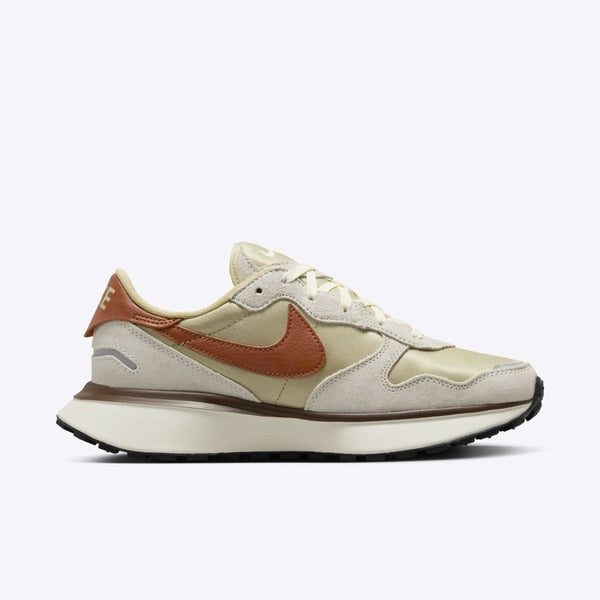 W NIKE PHOENIX WAFFLE