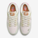W NIKE DUNK LOW LX