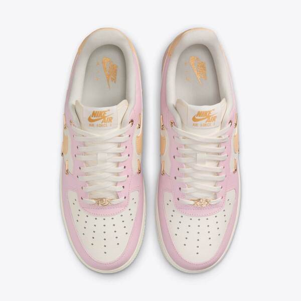 NIKE WMNS AIR FORCE 1 07 LX