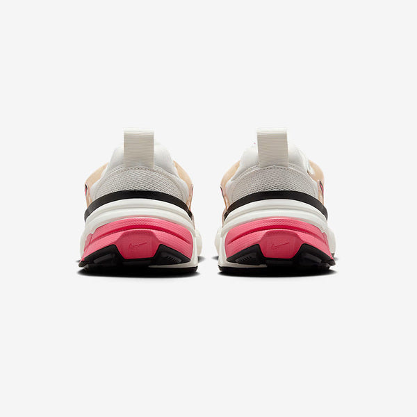 NIKE WMNS V2K RUN