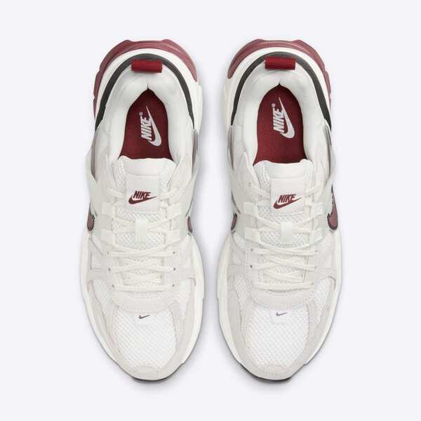 W NIKE V2K RUN SE
