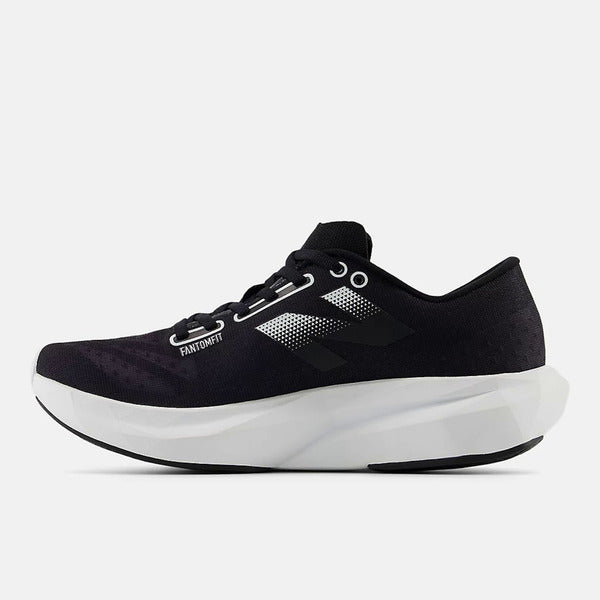 NEW BALANCE FUELCELL REBEL V4