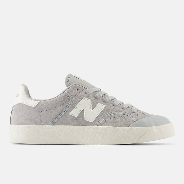 NEW BALANCE 100