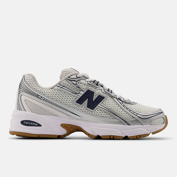 NEW BALANCE 740