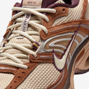 NIKE AIR MAX MOTO 2K