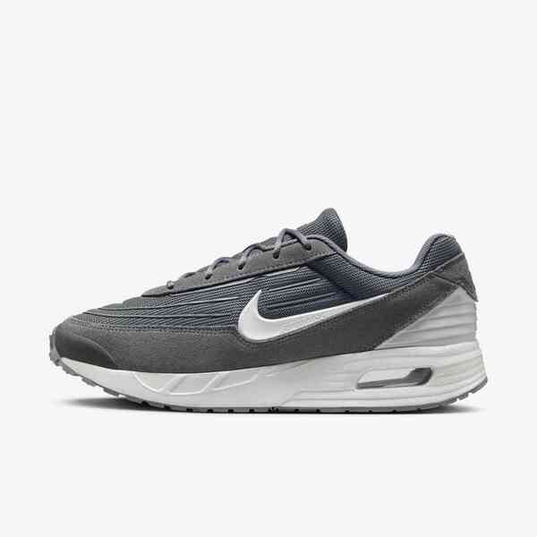NIKE AIR MAX VERSE