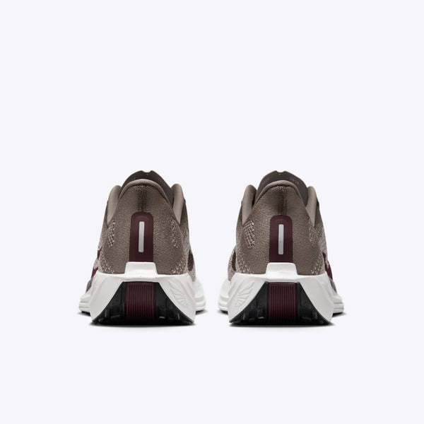 NIKE PEGASUS PLUS