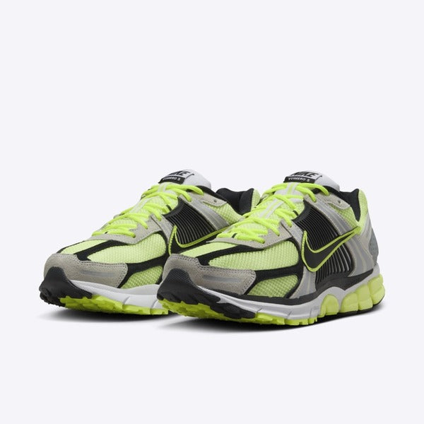NIKE ZOOM VOMERO 5