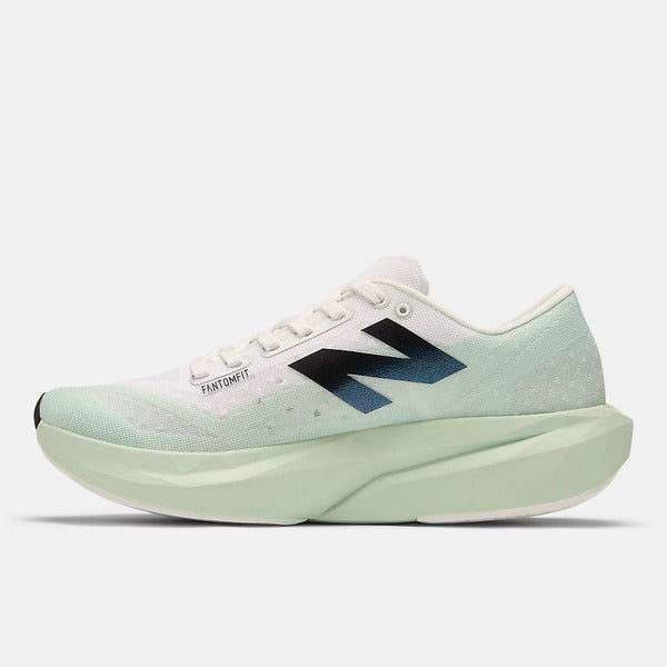 NEW BALANCE FUELCELL REBEL V4