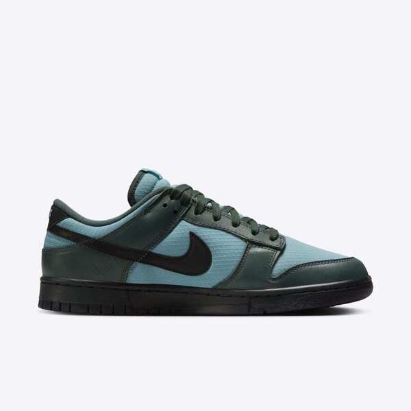 NIKE DUNK LOW RETRO SE