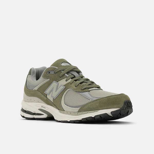 NEW BALANCE 2002R