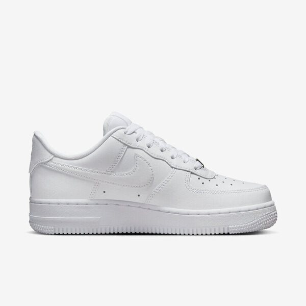 NIKE WMNS AIR FORCE 1 '07