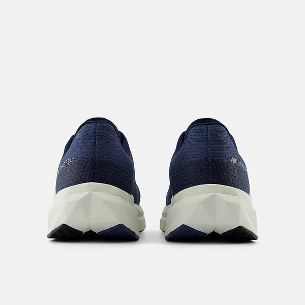 NEW BALANCE FUELCELL PROPEL V5