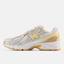 NEW BALANCE 740