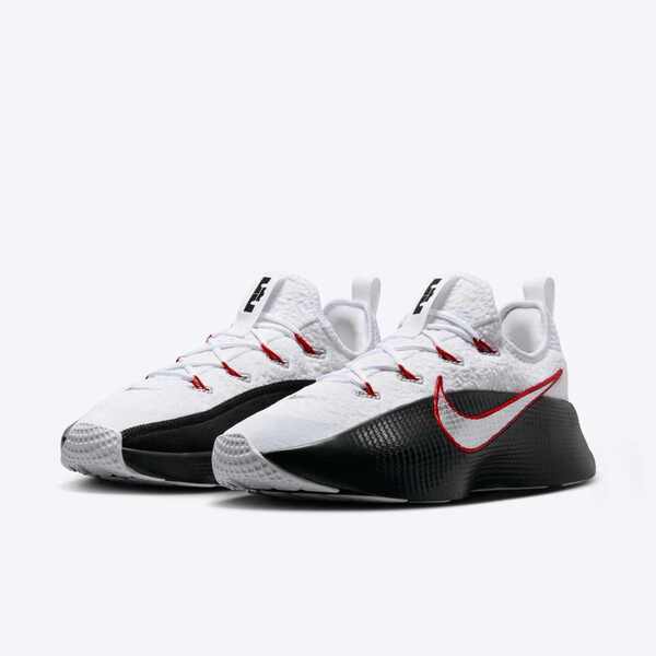 NIKE LEBRON TR 1