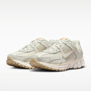 W NIKE ZOOM VOMERO 5