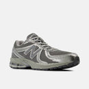 NEW BALANCE 860V2