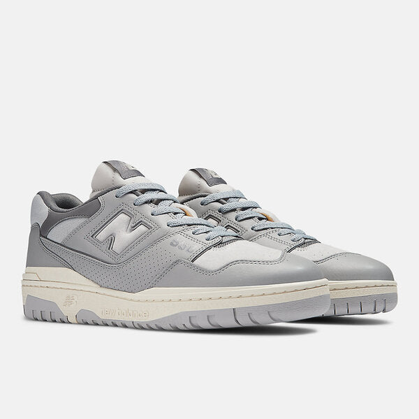NEW BALANCE 550