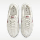 WMNS NIKE INITIATOR