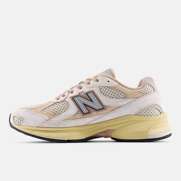 NEW BALANCE 2010