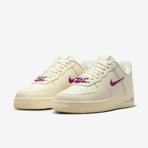 NIKE WMNS AIR FORCE 1 '07 SE