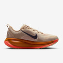 W NIKE VOMERO 18