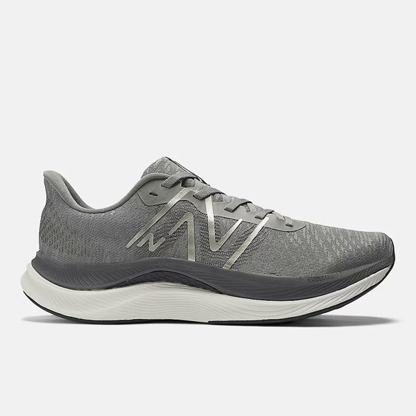 NEW BALANCE FUELCELL PROPEL V4