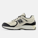 NEW BALANCE 2002R
