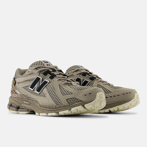 NEW BALANCE 1906R