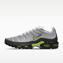 NIKE AIR MAX PLUS