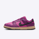 NIKE WMNS DUNK LOW