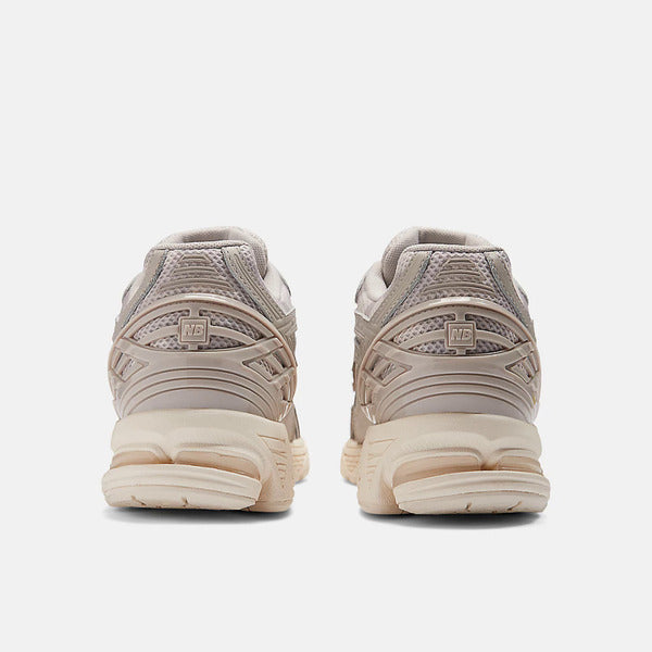 NEW BALANCE 1906R