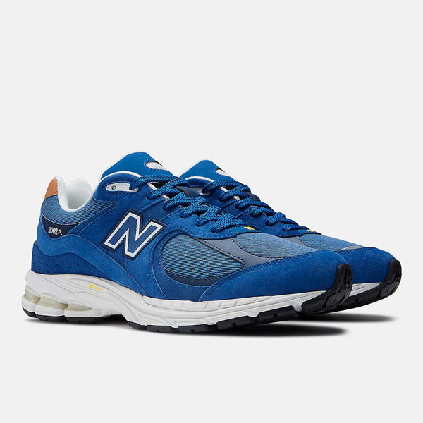 NEW BALANCE 2002R