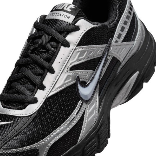 NIKE INITIATOR