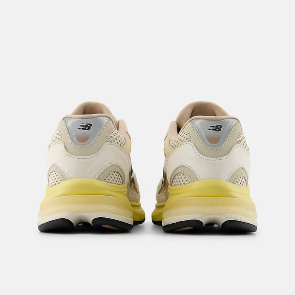 NEW BALANCE 2010
