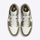 NIKE WMNS AIR JORDAN 1 LOW