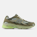 NEW BALANCE 2010
