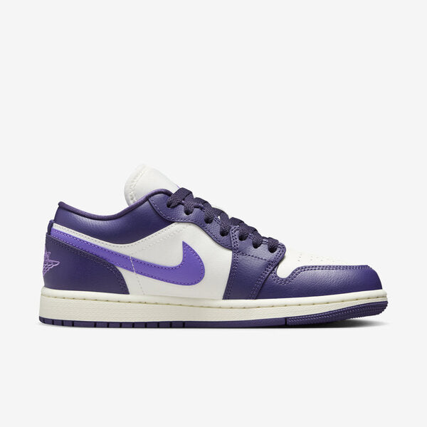 NIKE WMNS AIR JORDAN 1 LOW