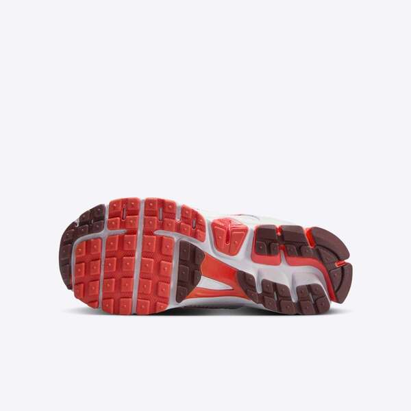 NIKE AIR ZOOM VOMERO 5 GS