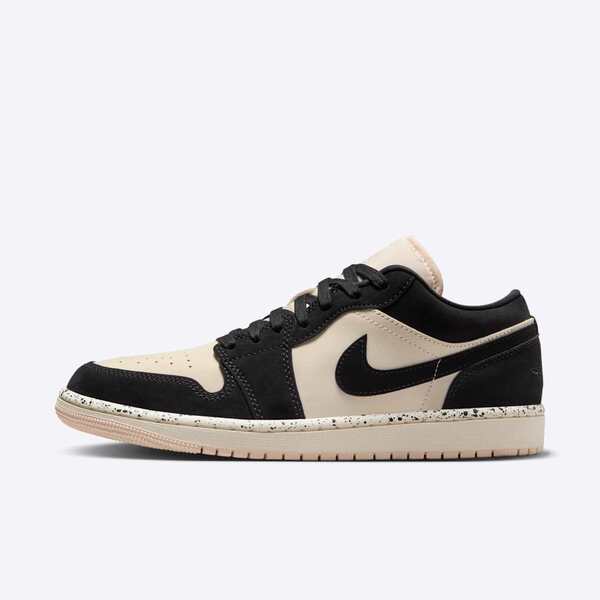 NIKE WMNS AIR JORDAN 1 LOW