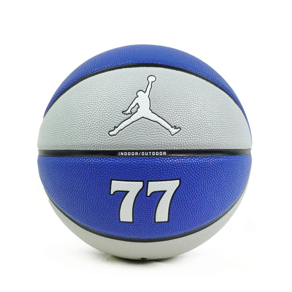 NIKE JORDAN ALL COURT 8P L DONCIC